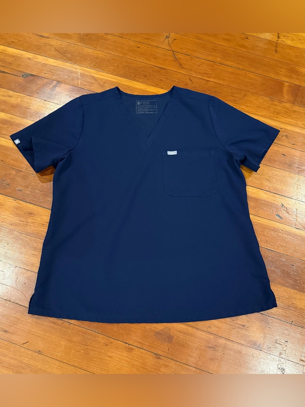👩‍⚕️FIGS Catarina One-Pocket Scrub Top - Classic Navy size XL.